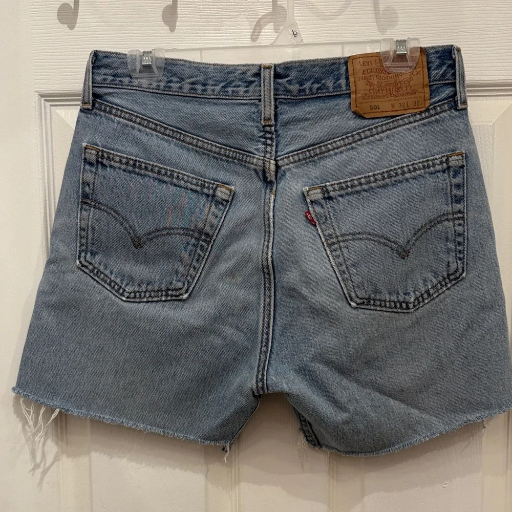 VINTAGE LEVI’S 501 Jean Shorts - Picture 9 of 9